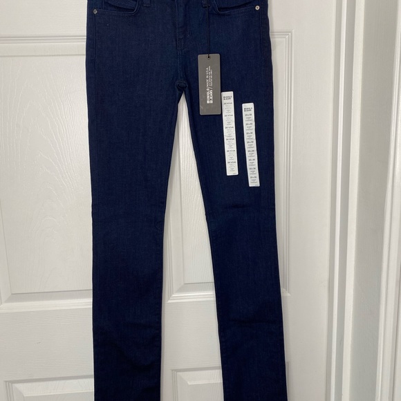 NWT Uniqlo Skinny Fit Straight Jeans SZ 23 - Picture 5 of 5